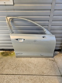 фото thumb №1, Volvo s60 v60 iii 2018- дверь правое передние перед