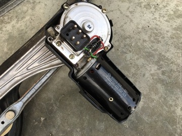 фото thumb №9, Механизм моторчик дворники передний стёкла mercedes w124 e-klasa 1993-