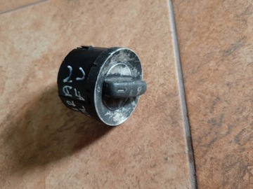 фото thumb №1, Выключатель света vw golf 5 touran 1t0941431b