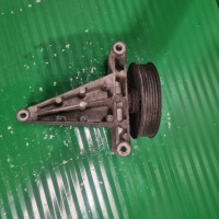 Кронштейн ролики оборудование mercedes a6112341039 oem Оригинал, фото thumb