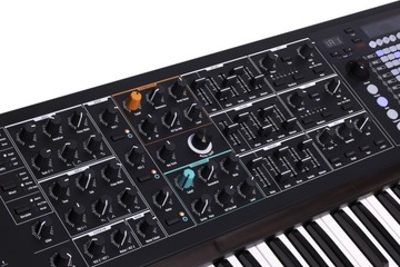 Аналоговый синтезатор Arturia PolyBrute Noir