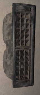 фото thumb №1, Решітка повітропровід панелі розподільчої vw t4 191819703