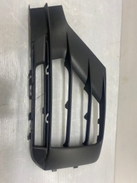 фото thumb №1, Audi q2 81a решётка бампер левый перед