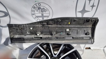 фото thumb №4, Jaguar i pace i-pace x 590 планка дверь левая зад