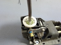 фото thumb №10, Peugeot 208 i 1.4 hdi рычаг выборщик коробки