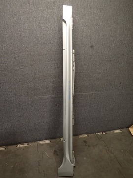 фото thumb №1, Поріг планка порогова права toyota corolla 18-