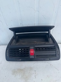 фото thumb №1, Бардачок верхній решітка повітропровід середня skoda octavia ii 1z0820951 - wawa