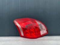 фото thumb №1, Лампа задня права toyota rav4 iii 05-