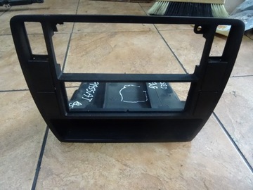 фото thumb №1, Passat b5 1.6b 98' рамка консоль средняя 3b0858069