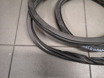 фото thumb №11, Прокладка двері a6 c6 sedan праві зад кузовна