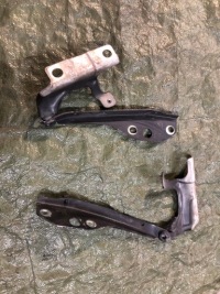 фото thumb №1, Bmw e90 e91 петлі петля капот правий лівий