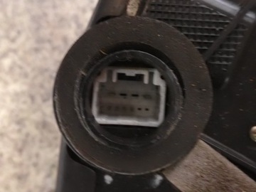 фото thumb №9, Toyota camry 01-06 замок двері переднє лівий 6 pin