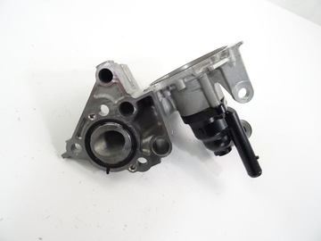 фото thumb №5, Rav4 5 v 2.5 гибрид штуцер насоса воды воздуховод 10670 ey15j