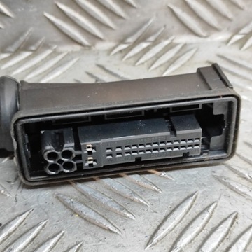 фото thumb №5, Volvo xc40 2024 перед сторона правая электрический подъемник стекла дверь