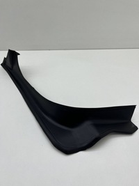 фото thumb №1, Bmw 5 g30 f90 защита заглушка лампы левая задняя 9448943