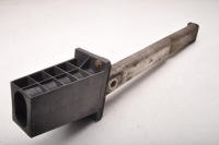 фото thumb №1, Citroen c4 picasso i кронштейн зона деформации правая