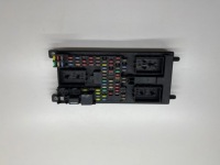 Купить Land rover discovery 4 - lr4 2012 коробка предохранителей 004716457, фото thumb
