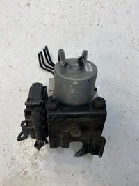 фото thumb №1, Kia sportage iii насос abs 5wy7f43d