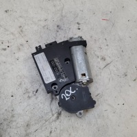 фото thumb №1, Моторчик люк bmw оригінальний номер 8377939