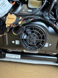 фото thumb №12, Audi a5 8t 2016 сиденья кожа вентилируемые память обивка туннель модуль 14km