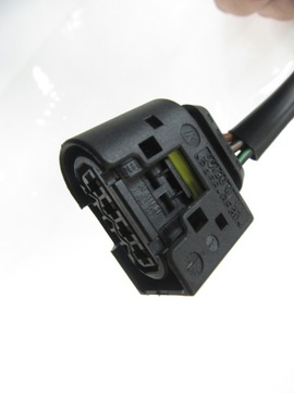 фото thumb №12, Штекер разъём двигатель дворник bmw e60 e61 e70 e81 e87 e90 e91 4 контакты