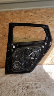 фото thumb №2, Volvo v40 ii дверь правое задняя