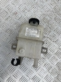 фото thumb №1, Бак расширительный toyota prius iv 15-