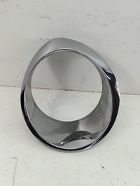 фото thumb №1, Alfa romeo mito рамка лампи задній хром права 21568007