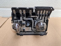 фото thumb №1, Audi a8 d2 вкладиш лампи правий задня 29632201