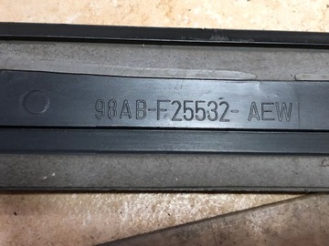 фото thumb №9, Isuzu d-max планка накладка левый p 8980042220