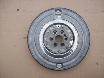 фото thumb №1, Mercedes w177 w118 1.3 колесо маховики двухмассовый a2820301400