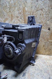 фото thumb №13, Jeep cherokee wk лампа правая перед ксенон uk