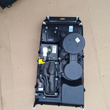 фото thumb №5, Hyundai tucson 3 iii 18- панель гальма ручного hold drive mode 93300-d3da0