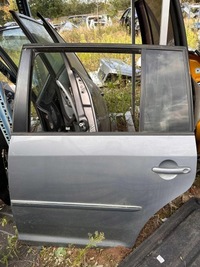 фото thumb №7, Праві ліві задні зад двері volkswagen touran