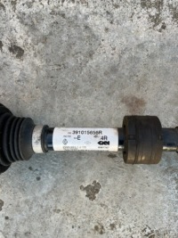 фото thumb №2, Приводной вал левая renault kadjar 1,3 tce 391015656r