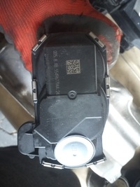 фото thumb №1, Дросельна заслінка opel astra k insignia mokka 1.6 cdti