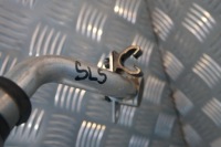 фото thumb №2, Шланг труба оливи mercedes sls w197 a1590100170