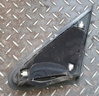 фото thumb №2, Заглушка трикутник правий перед mercedes a160