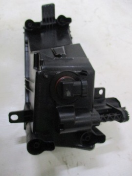 фото thumb №10, Галоген левый vw touran 3 iii 15r- 5ta941661a