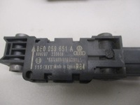 фото thumb №7, Датчик ударний бічний audi a4 b7