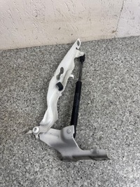 фото thumb №6, Петля капот левый volvo xc60 i 2008-2017 31385814