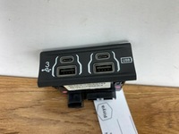 фото thumb №1, Роз'єм usb dodge ram 1500 2019+