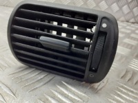 фото thumb №1, Решётка обдув правая seat toledo ii 1.8 8l0820901