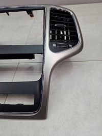 фото thumb №5, Jeep grand cherokee iv wk2 10- рамка радио решётки обдув