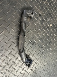 фото thumb №1, Шланг вентиляционный audi a3 8v 04l103493f