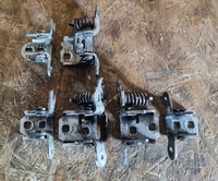 фото thumb №1, Петлі двері лівий задня dodge journey сріблястий