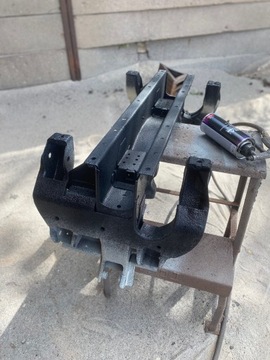 фото thumb №8, Балка підвішування iveco daily підрамник візок траверса колиска 00-14r - ресора