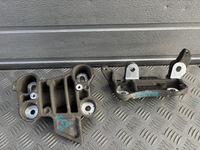 фото thumb №1, Citroen e-c4 iii лапи кронштейн двигателя 9826364780 9826426680