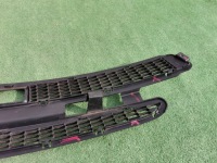 Купити Решітка середня бампера передній tesla s 1038211-00-a, фото thumb