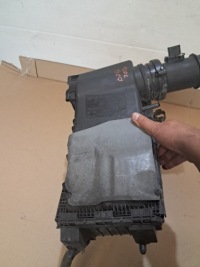 фото thumb №9, Корпус фільтра повітря q7 4l touareg 3.0 tdi 7l6129601q